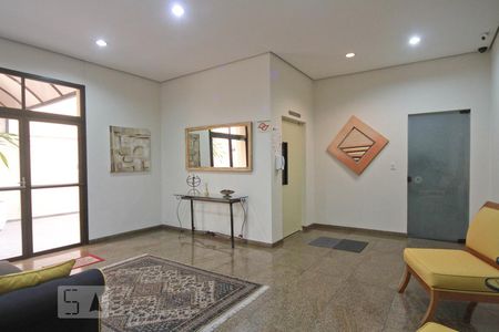 Apartamento à venda com 200m², 3 quartos e 3 vagasHall