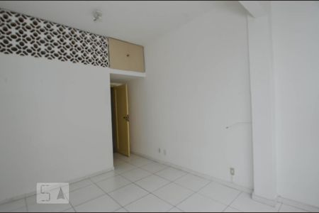 Quarto de kitnet/studio para alugar com 1 quarto, 43m² em Copacabana, Rio de Janeiro