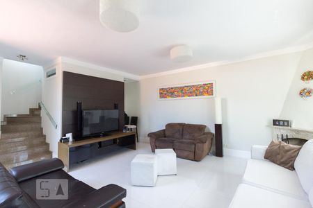 Casa à venda com 200m², 3 quartos e 4 vagasSala