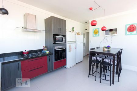 Casa à venda com 200m², 3 quartos e 4 vagasCozinha