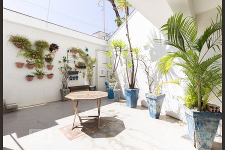 Casa à venda com 200m², 3 quartos e 4 vagasJardim
