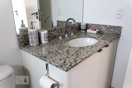Apartamento para alugar com 46m², 1 quarto e sem vaga Apartamento para alugar com 46m², 1 quarto e sem vagaBanheiro