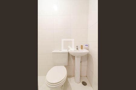Apartamento para alugar com 210m², 2 quartos e 2 vagasBanheiro de serviço