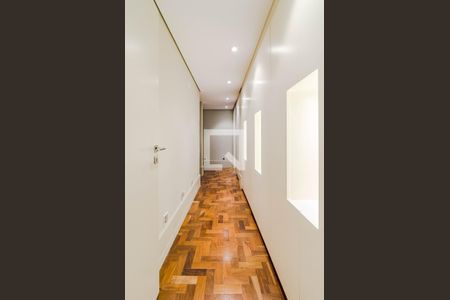 Apartamento para alugar com 210m², 2 quartos e 2 vagasCorredor