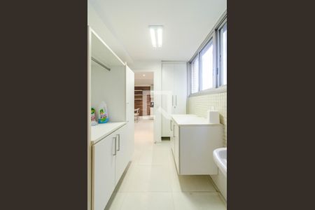 Apartamento para alugar com 210m², 2 quartos e 2 vagasÁrea de serviço