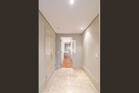Apartamento para alugar com 210m², 2 quartos e 2 vagasEntrada