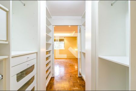 Apartamento para alugar com 210m², 2 quartos e 2 vagasCloset