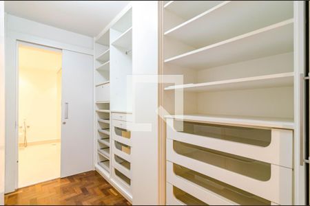 Apartamento para alugar com 210m², 2 quartos e 2 vagasCloset