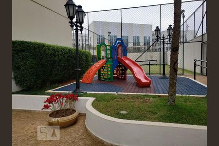 Apartamento para alugar com 47m², 2 quartos e 1 vaga Apartamento para alugar com 47m², 2 quartos e 1 vagaÁrea Comum - Playground