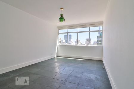 Sala/Quarto de apartamento para alugar com 1 quarto, 30m² em Cerqueira César, São Paulo