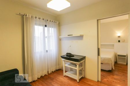 Apartamento para alugar com 33m², 1 quarto e 1 vagaSala