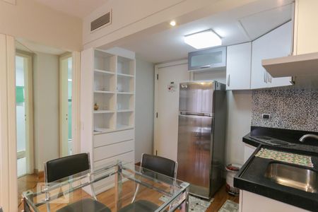 Cozinha de apartamento para alugar com 1 quarto, 33m² em Jardim Paulista, São Paulo