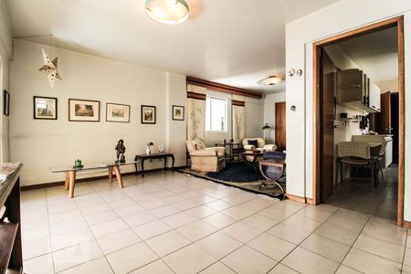 Apartamento para alugar com 120m², 3 quartos e 2 vagasSala