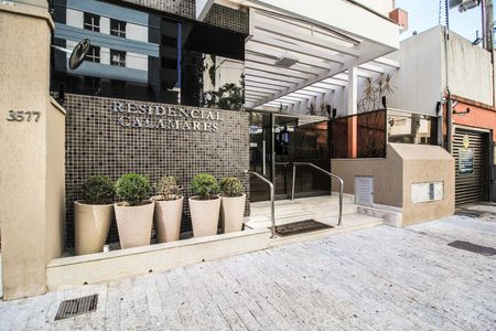 Apartamento para alugar com 120m², 3 quartos e 2 vagasFachada