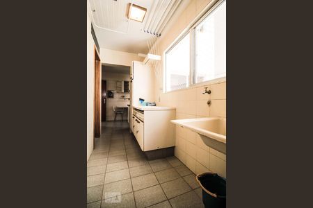 Apartamento para alugar com 120m², 3 quartos e 2 vagasÁrea de Serviço