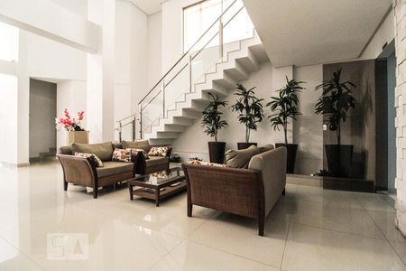 Apartamento para alugar com 120m², 3 quartos e 2 vagasHall de entrada do condomínio