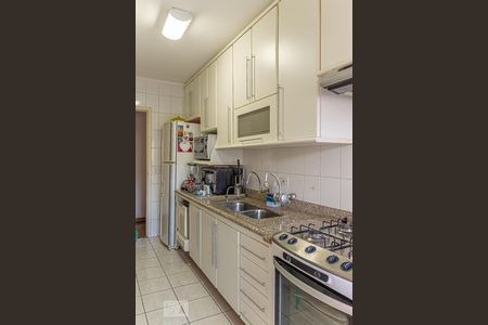 Apartamento à venda com 82m², 3 quartos e 1 vagaCozinha