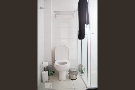 Apartamento à venda com 80m², 2 quartos e 1 vaga Apartamento à venda com 80m², 2 quartos e 1 vagaBanheiro