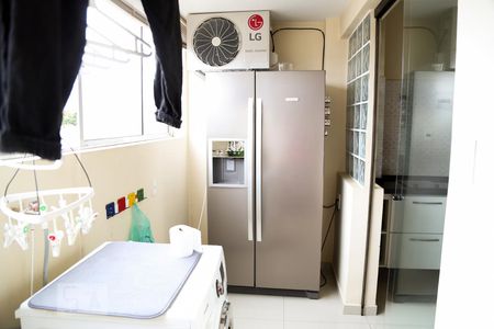 Apartamento à venda com 80m², 2 quartos e 1 vaga Apartamento à venda com 80m², 2 quartos e 1 vagaLavanderia