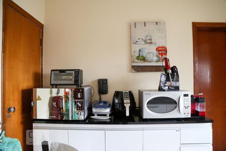 Apartamento à venda com 80m², 2 quartos e 1 vaga Apartamento à venda com 80m², 2 quartos e 1 vagaCozinha