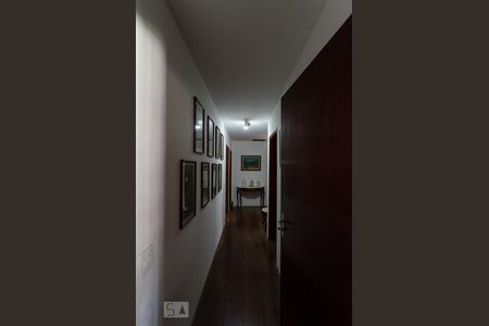 Sala de casa à venda com 4 quartos, 450m² em Interlagos, São Paulo