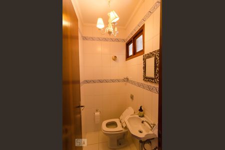 Casa à venda com 450m², 4 quartos e 4 vagasBanheiro