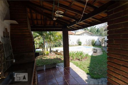 Casa à venda com 450m², 4 quartos e 4 vagasChurrasqueira