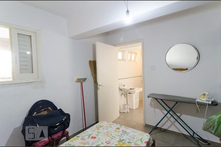 Casa à venda com 450m², 4 quartos e 4 vagasQuarto de serviço