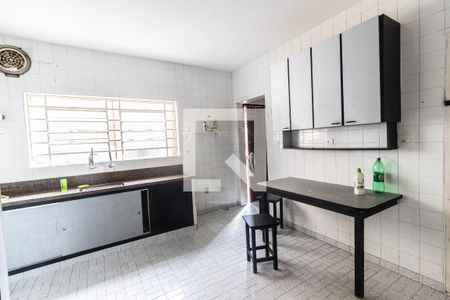 Casa à venda com 200m², 3 quartos e 2 vagasCozinha