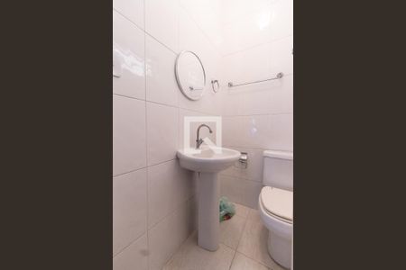 Casa à venda com 200m², 3 quartos e 2 vagasLavabo