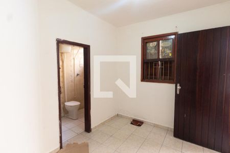 Casa à venda com 200m², 3 quartos e 2 vagasQuarto de serviço