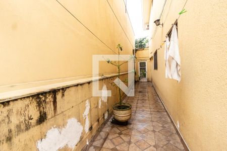 Casa à venda com 200m², 3 quartos e 2 vagasDetalhe