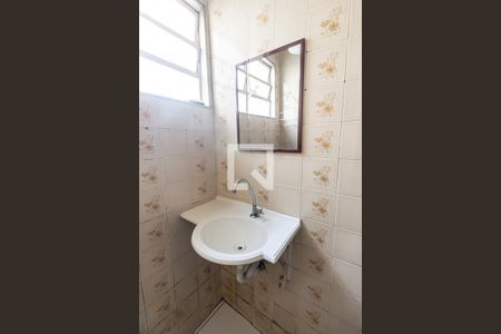 Casa à venda com 200m², 3 quartos e 2 vagasBanheiro de serviço