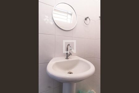 Casa à venda com 200m², 3 quartos e 2 vagasLavabo