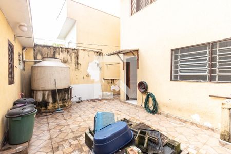 Casa à venda com 200m², 3 quartos e 2 vagasQuintal