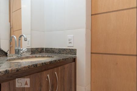 Apartamento à venda com 64m², 2 quartos e 1 vagaBanheiro - Torneira