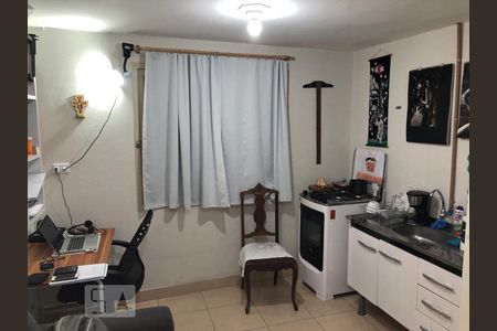 Casa à venda com 220m², 5 quartos e 3 vagas Casa à venda com 220m², 5 quartos e 3 vagasCozinha