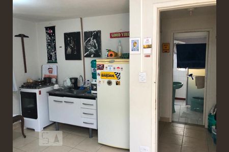 Casa à venda com 220m², 5 quartos e 3 vagas Casa à venda com 220m², 5 quartos e 3 vagasCozinha