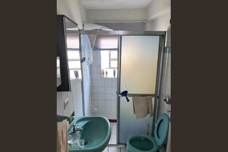 Banheiro 1 de casa à venda com 5 quartos, 220m² em Moinho Velho, São Paulo