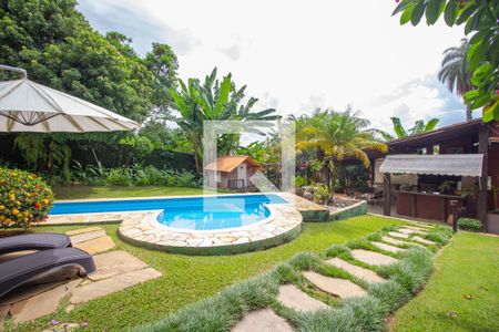 Casa à venda com 650m², 5 quartos e 3 vagasPiscina e Jardim
