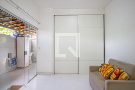 Casa à venda com 650m², 5 quartos e 3 vagasCasa 3 - Suite