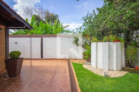 Casa à venda com 650m², 5 quartos e 3 vagasFachada