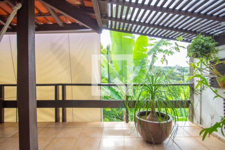 Casa à venda com 650m², 5 quartos e 3 vagasCasa 1 - Varanda