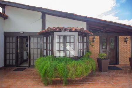 Casa à venda com 650m², 5 quartos e 3 vagasFachada