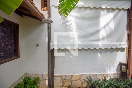 Casa à venda com 650m², 5 quartos e 3 vagasPiscina e Jardim