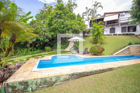 Casa à venda com 650m², 5 quartos e 3 vagasPiscina e Jardim