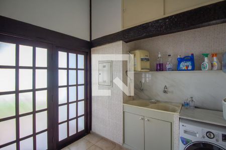 Casa à venda com 650m², 5 quartos e 3 vagasCasa 1 - Area de Serviço