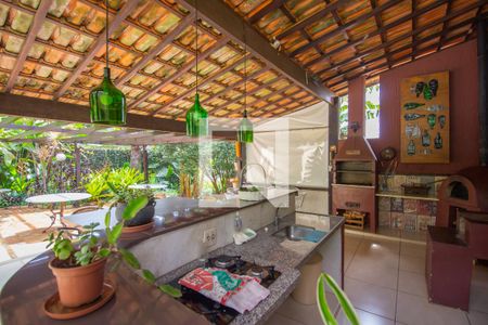 Casa à venda com 650m², 5 quartos e 3 vagasArea Gourmet