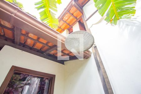 Casa à venda com 650m², 5 quartos e 3 vagasPiscina e Jardim