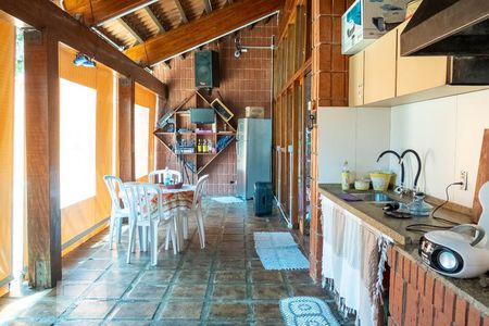 Casa à venda com 300m², 3 quartos e 5 vagasÁrea